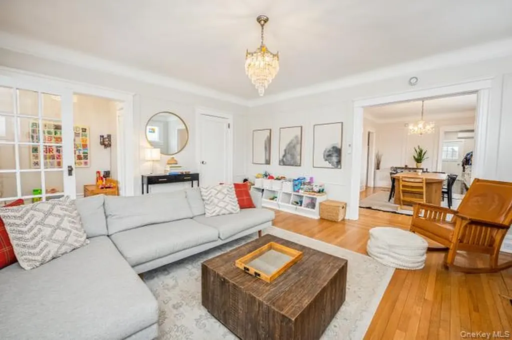 36 Grand Boulevard Scarsdale NY 10583