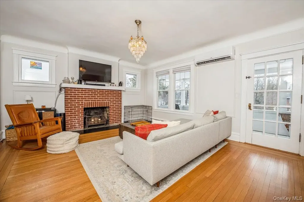 36 Grand Boulevard Scarsdale NY 10583