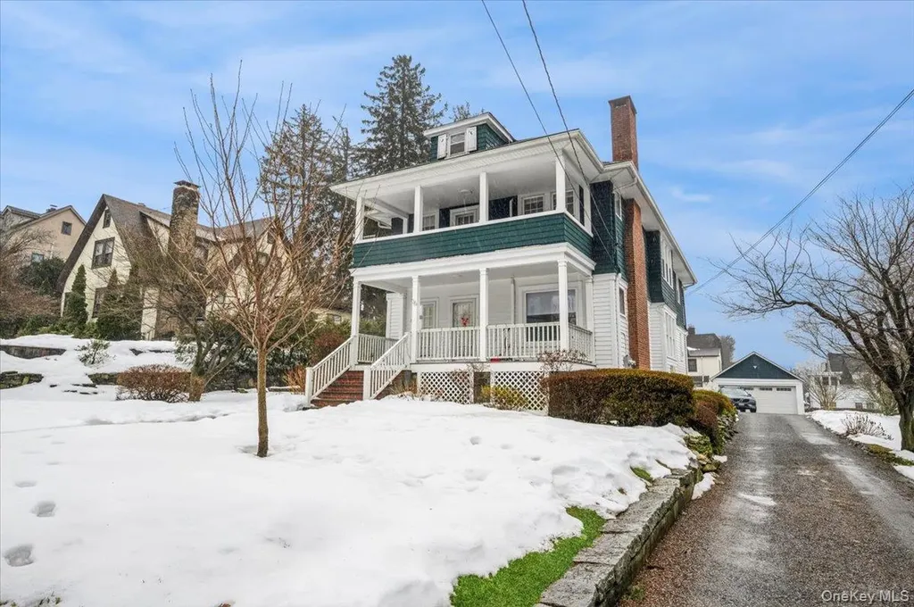 36 Grand Boulevard Scarsdale NY 10583