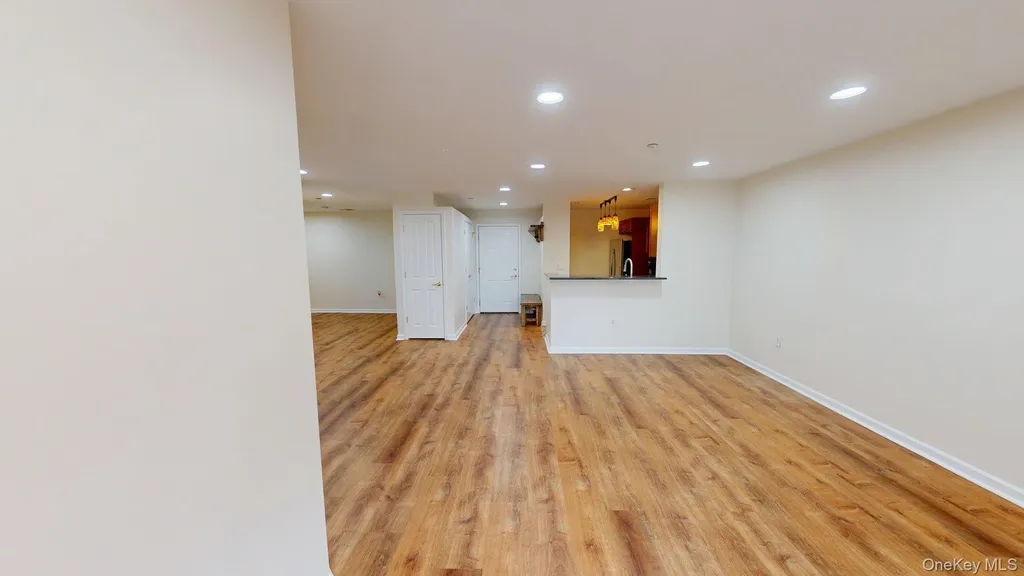 1109 Round Pointe Drive Haverstraw NY 10927