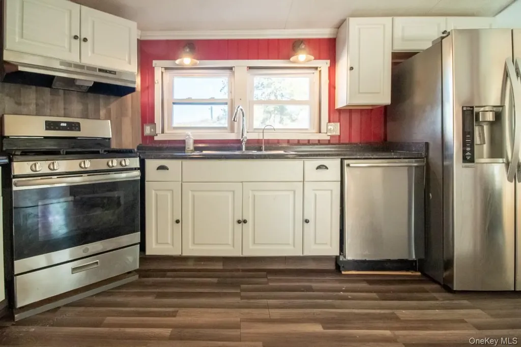 223 Plattekill Road Marlboro NY 12542