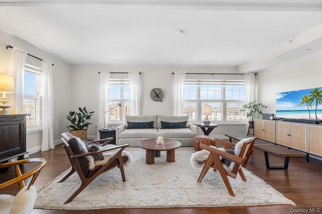 10 Byron Place Larchmont NY 10538