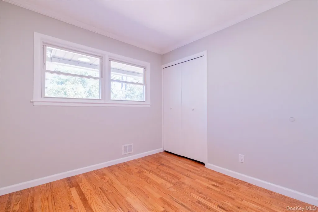 131 Ira Road Syosset NY 11791