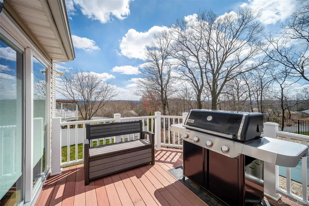 2 Corral Lane Goshen NY 10924