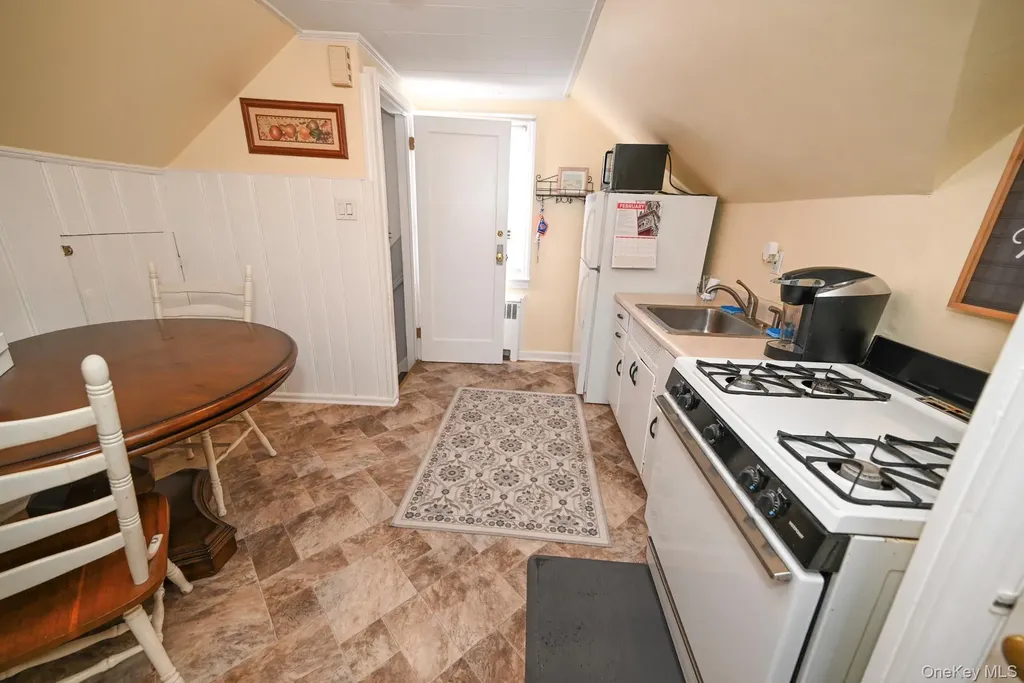 380 Doris Avenue Franklin Square NY 11010