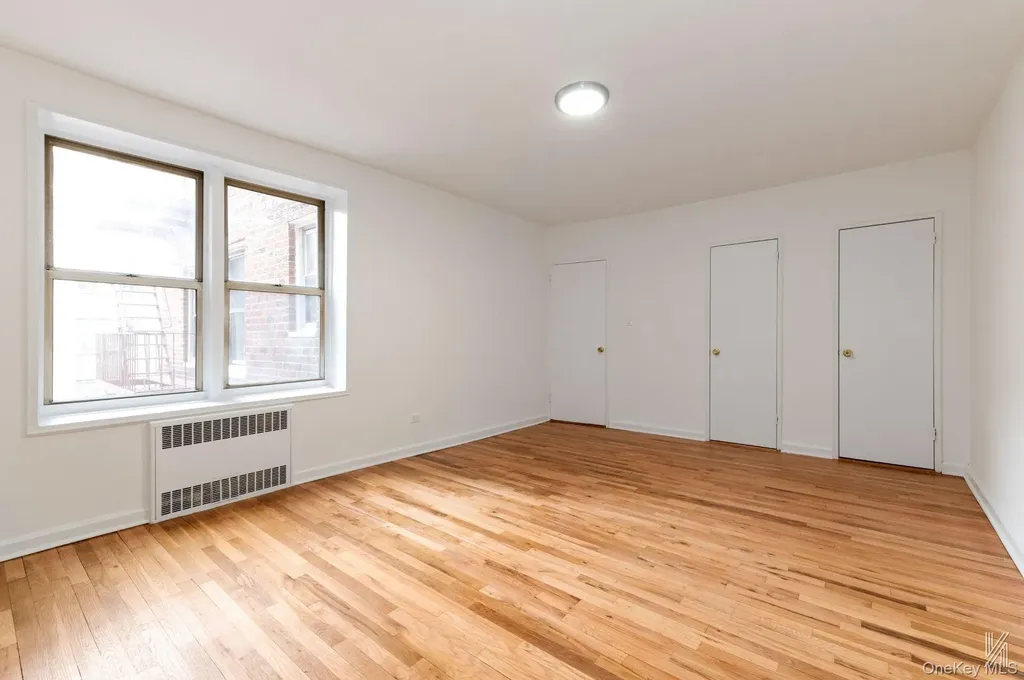 79-10 34th Avenue Jackson Heights NY 11372