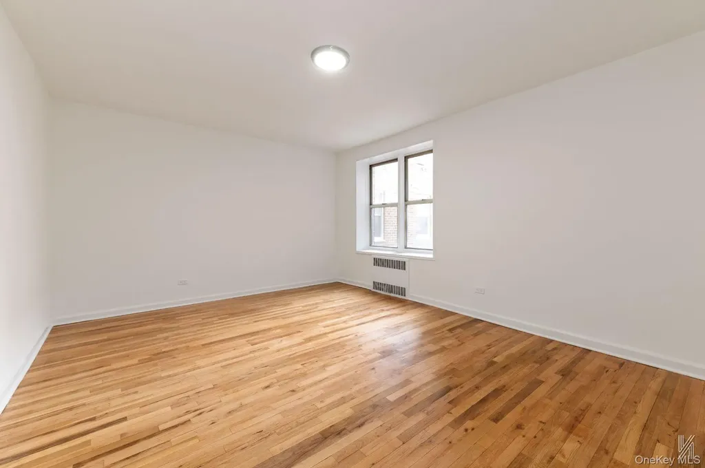 79-10 34th Avenue Jackson Heights NY 11372