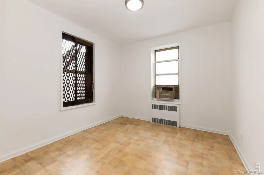 79-10 34th Avenue Jackson Heights NY 11372