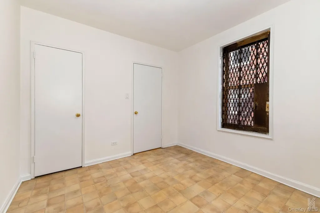 79-10 34th Avenue Jackson Heights NY 11372