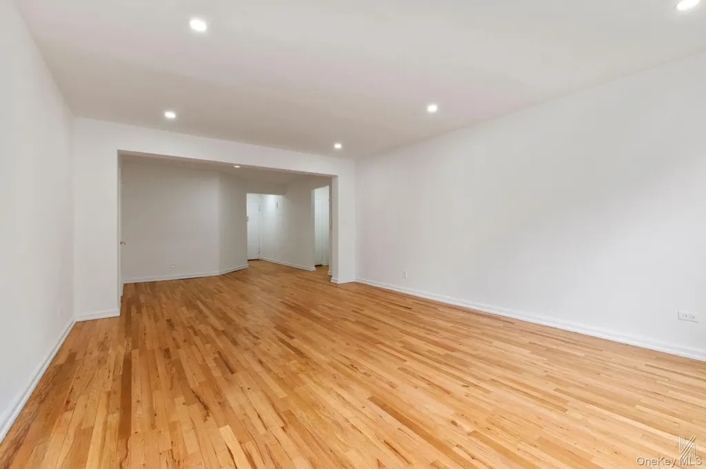 79-10 34th Avenue Jackson Heights NY 11372