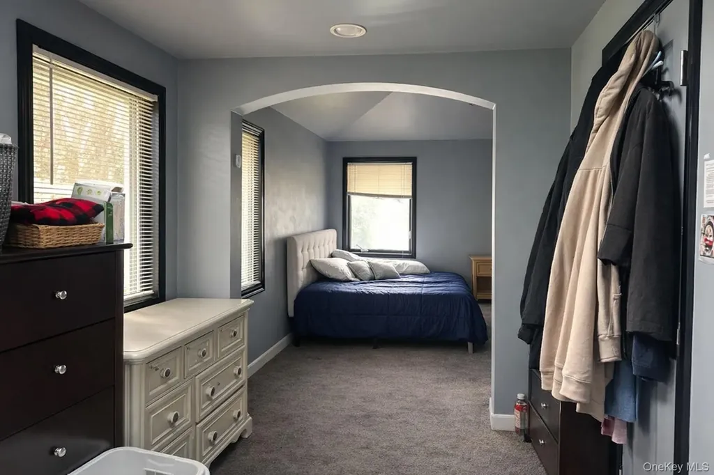 10 Wisteria Way Commack NY 11725