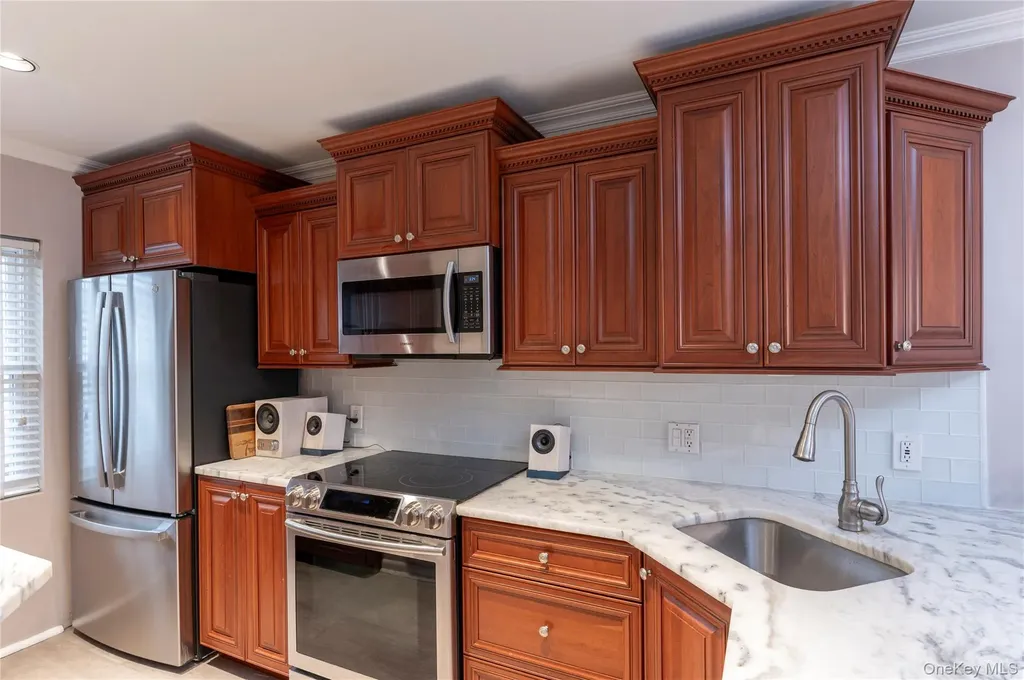 50 N Broadway Nyack NY 10960