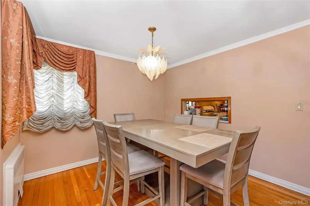 7-03 147th Street Whitestone NY 11357