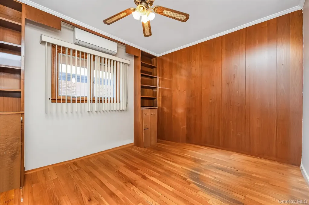 7-03 147th Street Whitestone NY 11357