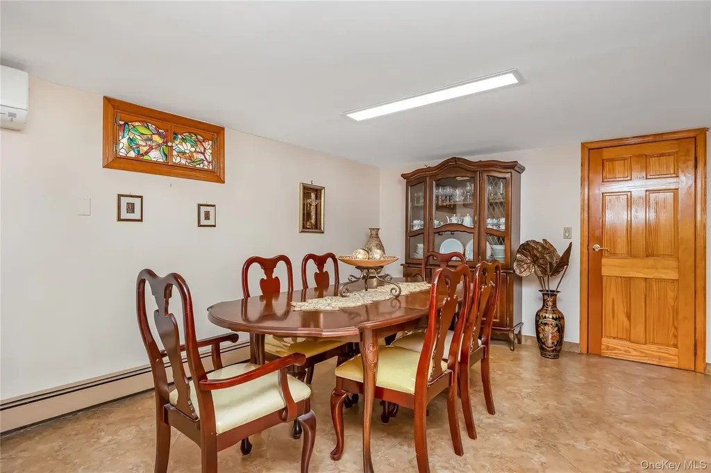 7-03 147th Street Whitestone NY 11357