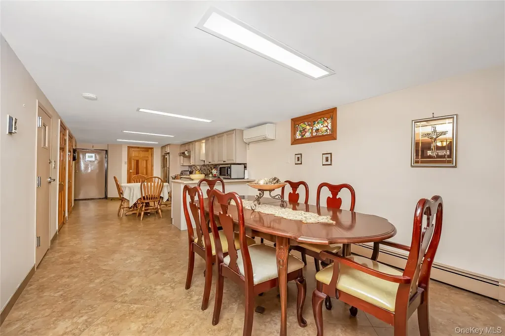 7-03 147th Street Whitestone NY 11357