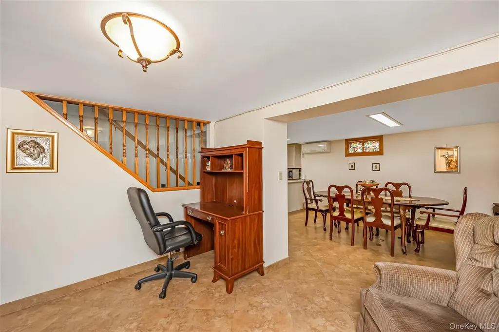 7-03 147th Street Whitestone NY 11357