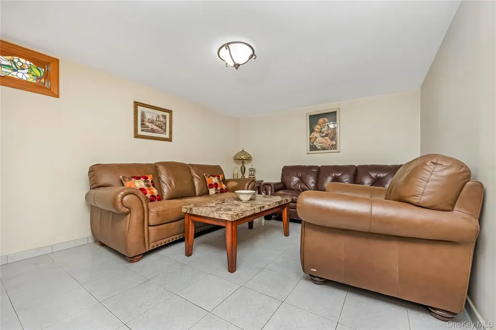 7-03 147th Street Whitestone NY 11357