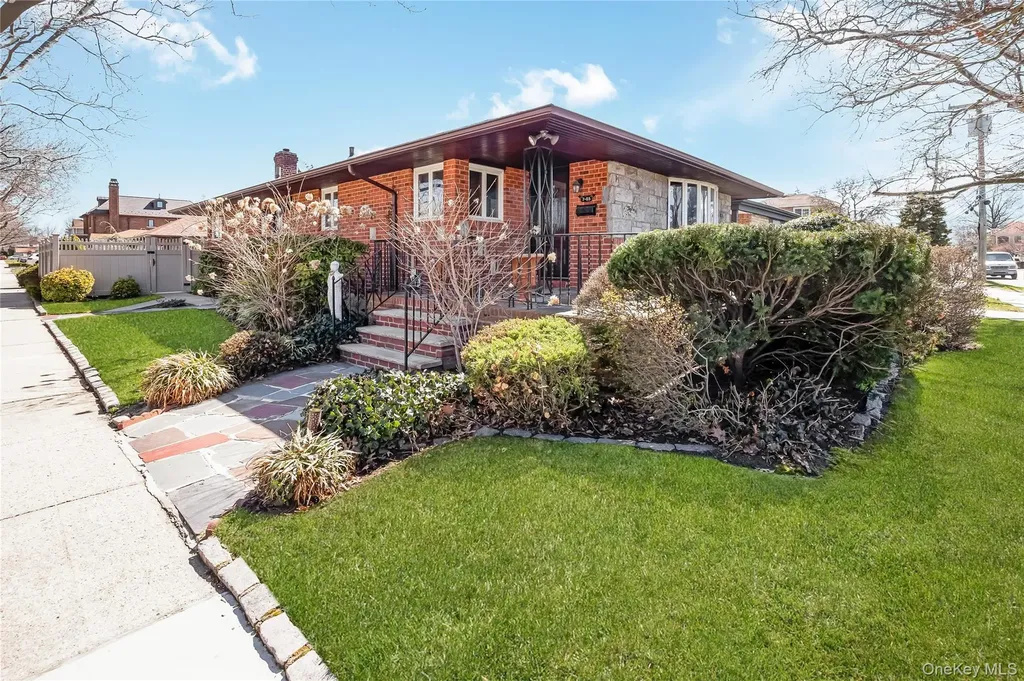 7-03 147th Street Whitestone NY 11357