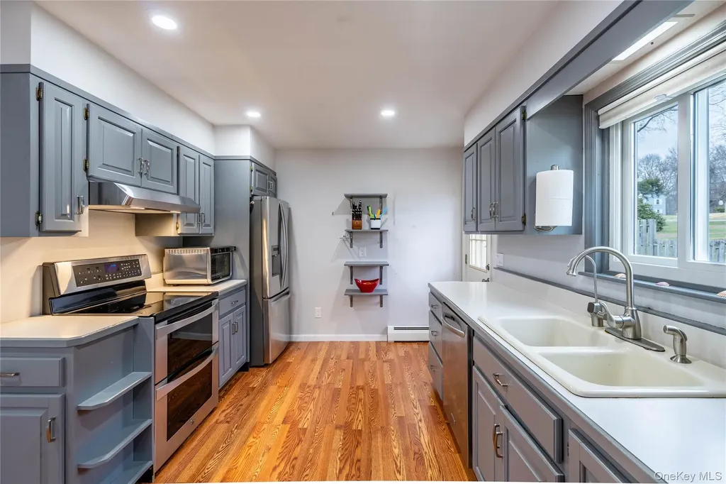 29 Rombout Ridge Road Poughkeepsie NY 12603