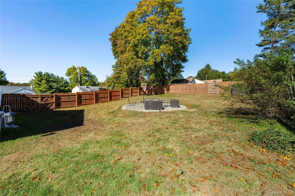 29 Rombout Ridge Road Poughkeepsie NY 12603