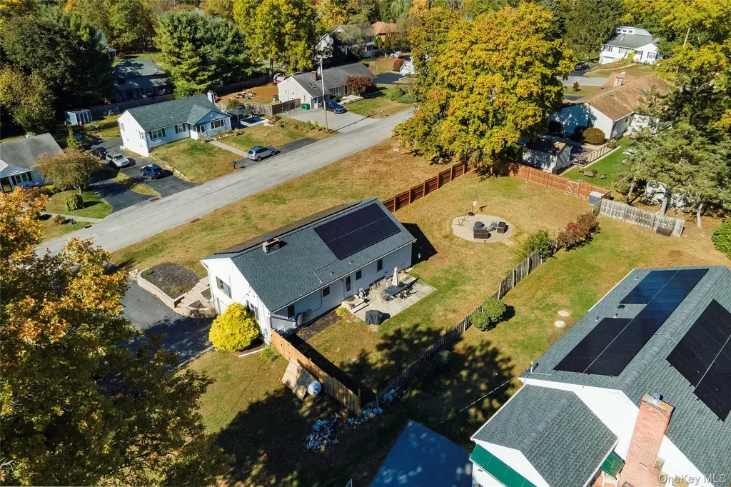 29 Rombout Ridge Road Poughkeepsie NY 12603