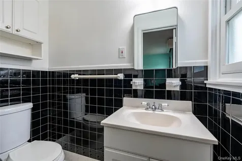 29 Rombout Ridge Road Poughkeepsie NY 12603