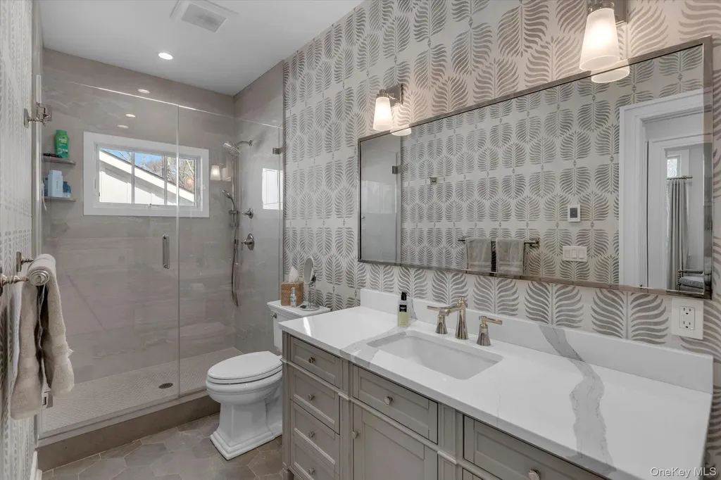 1305 Sigsbee Road Mattituck NY 11952