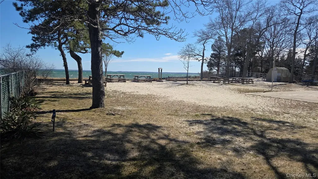1305 Sigsbee Road Mattituck NY 11952