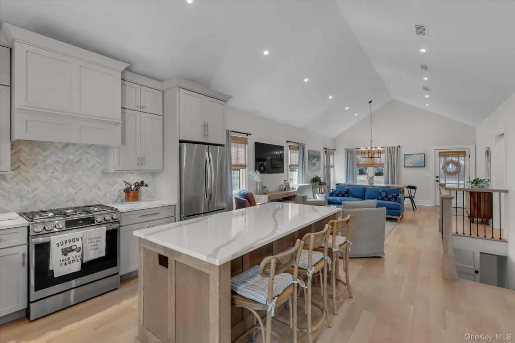 1305 Sigsbee Road Mattituck NY 11952