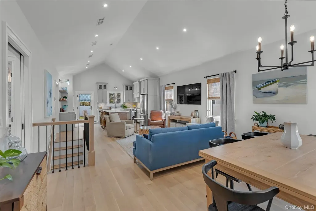 1305 Sigsbee Road Mattituck NY 11952