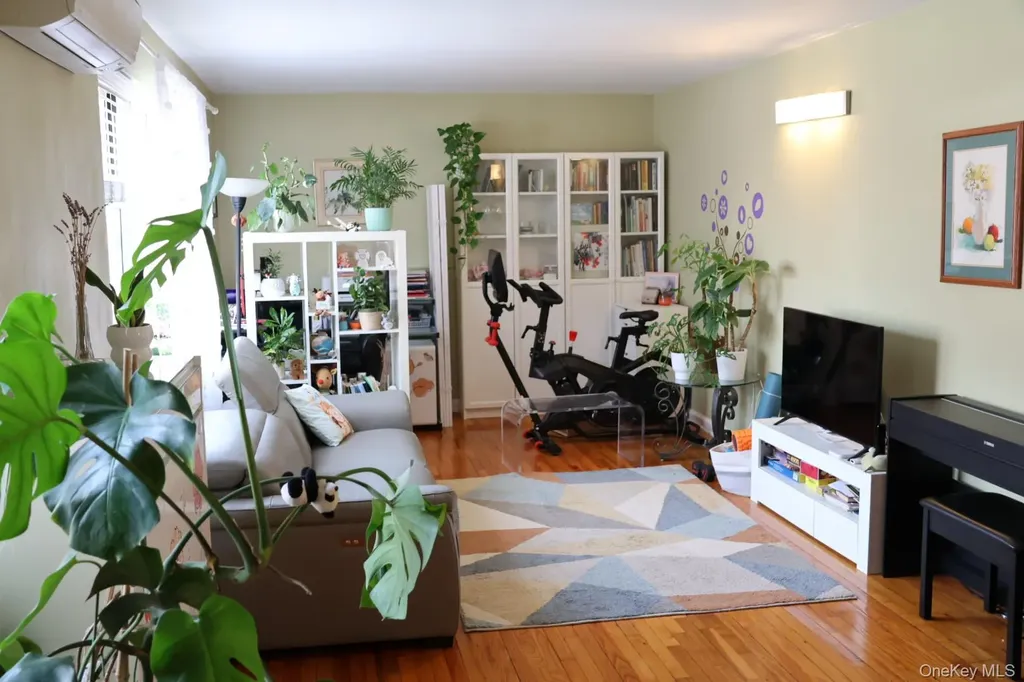 69-11 138th Street Flushing NY 11367