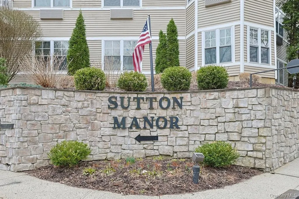 105 Sutton Drive Mount Kisco NY 10549