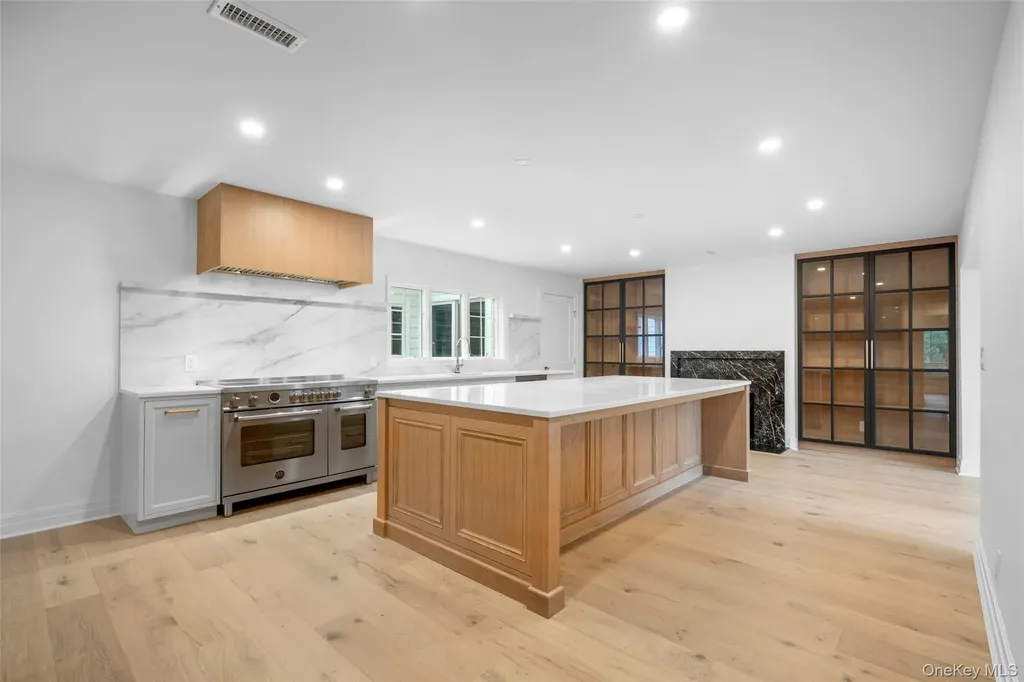 73 Whippoorwill Road Armonk NY 10504