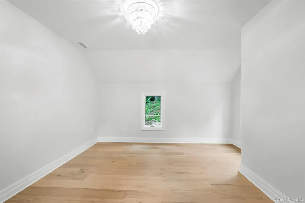 73 Whippoorwill Road Armonk NY 10504