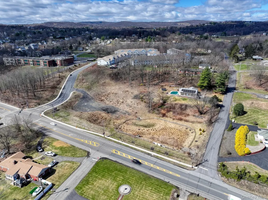 Route 9w Marlboro NY 12542