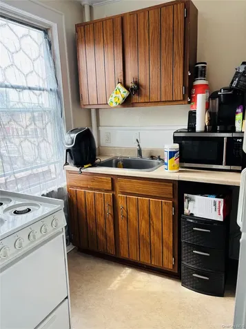 1206 Main Street Peekskill NY 10566