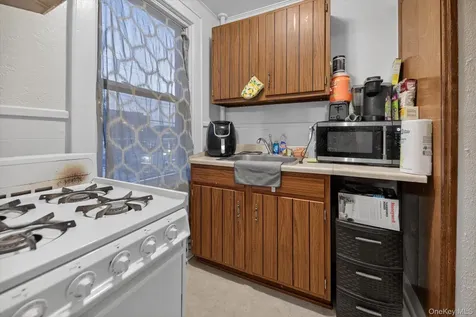 1206 Main Street Peekskill NY 10566