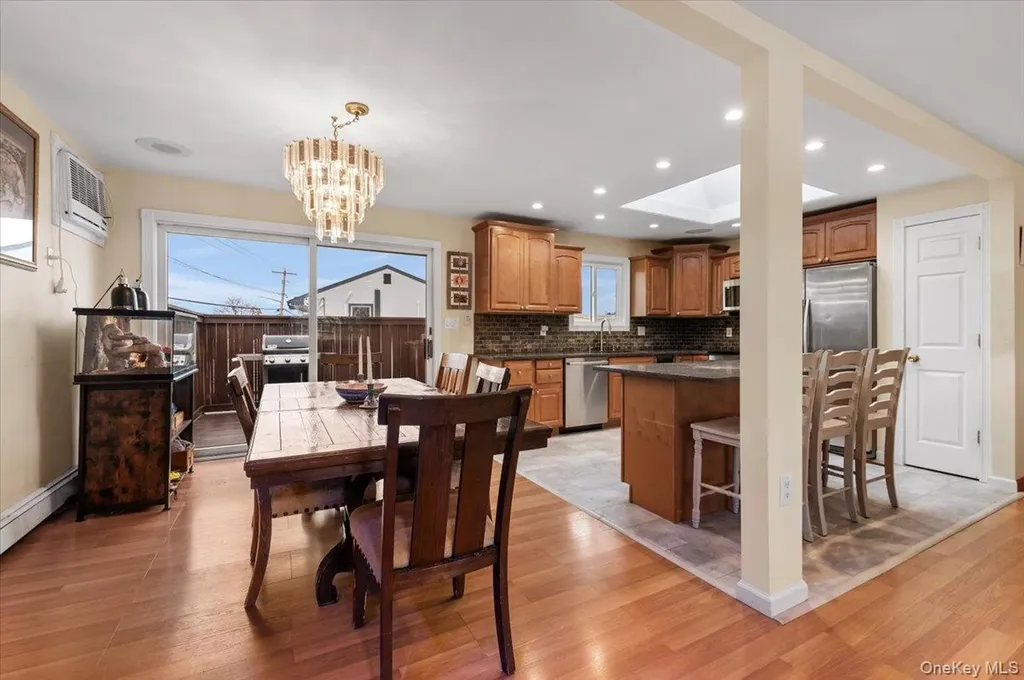 2747 Barbara Road Bellmore NY 11710