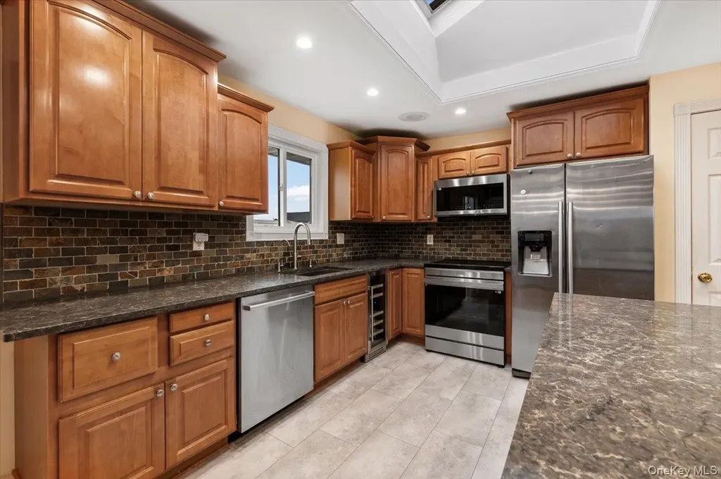 2747 Barbara Road Bellmore NY 11710