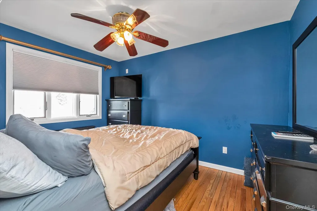 2542 Wantagh Avenue Wantagh NY 11793