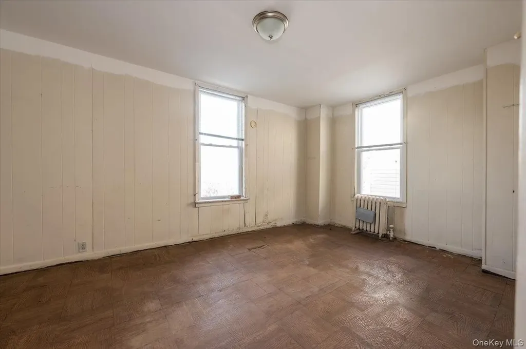 249 Quincy Avenue Bronx NY 10465