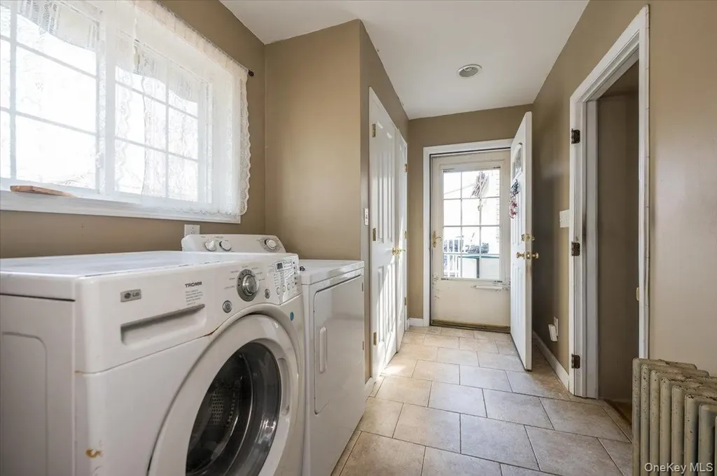 249 Quincy Avenue Bronx NY 10465