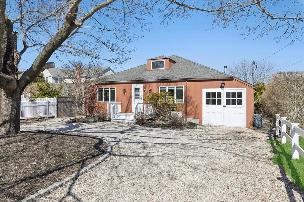 20 Mitchell Road Westhampton Beach NY 11978