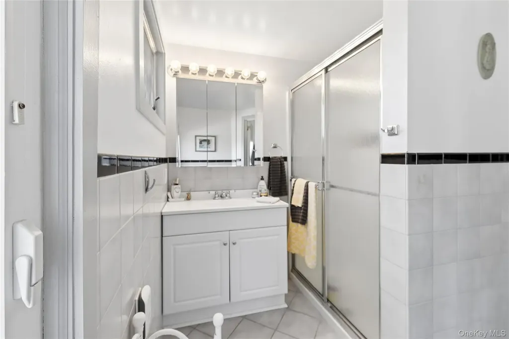 20 Mitchell Road Westhampton Beach NY 11978