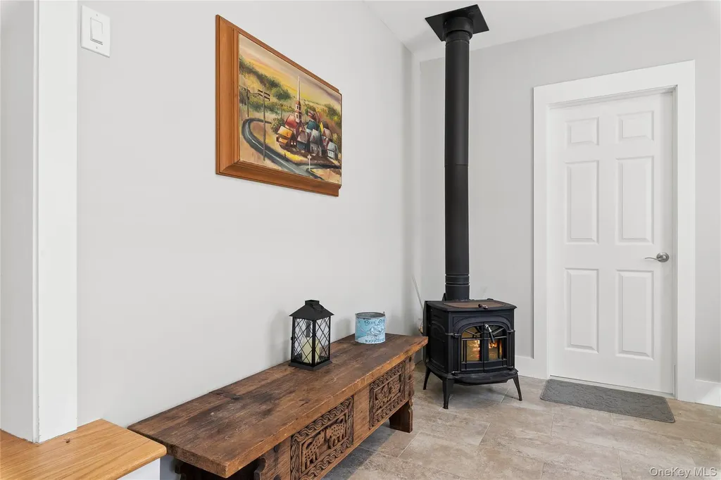 20 Mitchell Road Westhampton Beach NY 11978