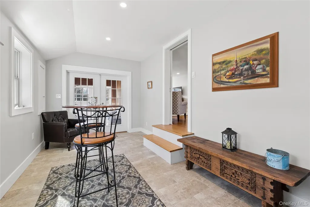 20 Mitchell Road Westhampton Beach NY 11978