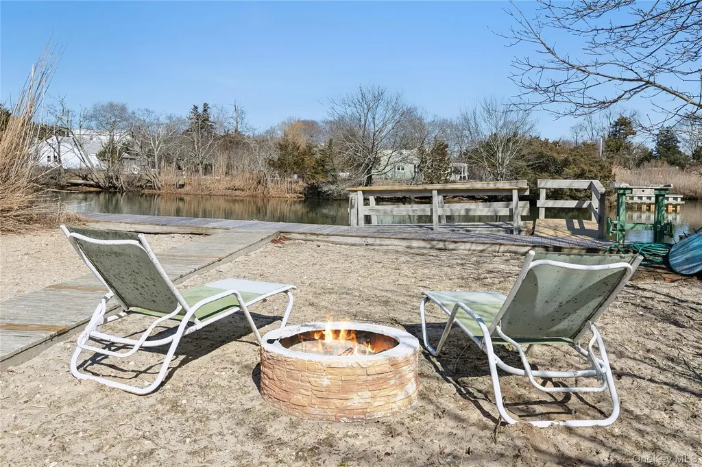 20 Mitchell Road Westhampton Beach NY 11978