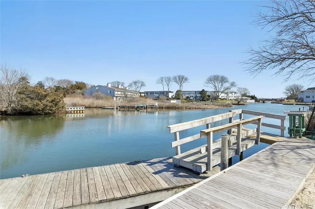 20 Mitchell Road Westhampton Beach NY 11978