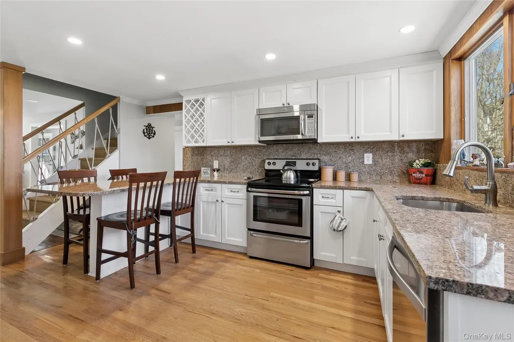 20 Mitchell Road Westhampton Beach NY 11978